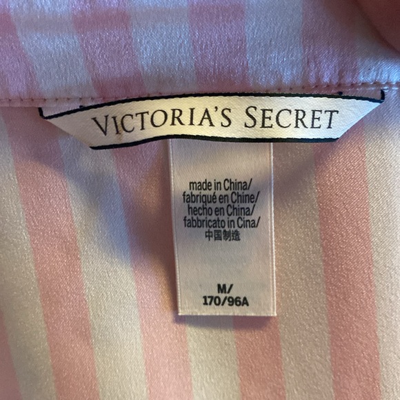 Victoria’s Secret Sleep Shirt - Picture 6 of 6